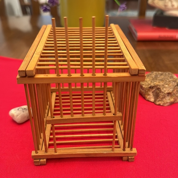 BUNDLE OF DECOR - Picture 16 of 17